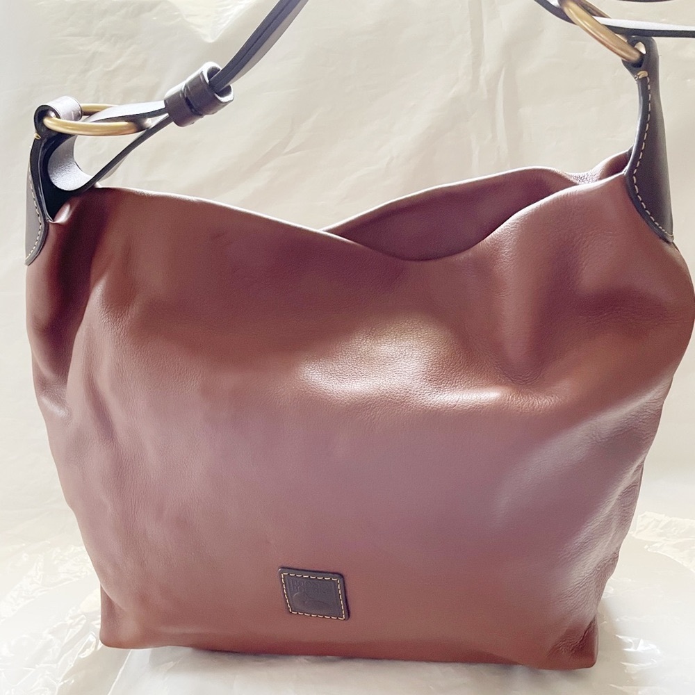 Dooney Bourke Large Brown Shoulder Bag # J6475515